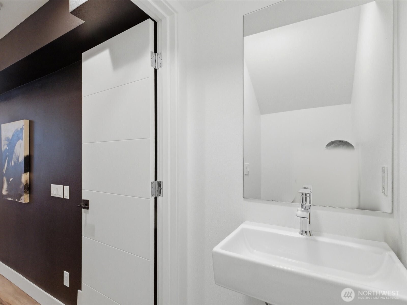 909 Hiawatha Place S #C, Seattle, WA 98144