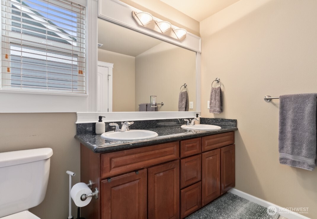 11325 178th Avenue Ct E, Bonney Lake, WA 98391