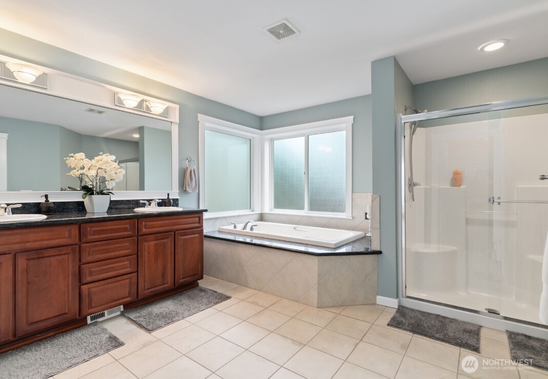 11325 178th Avenue Ct E, Bonney Lake, WA 98391