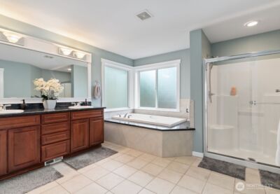 11325 178th Avenue Ct E, Bonney Lake, WA 98391 - Photo 5