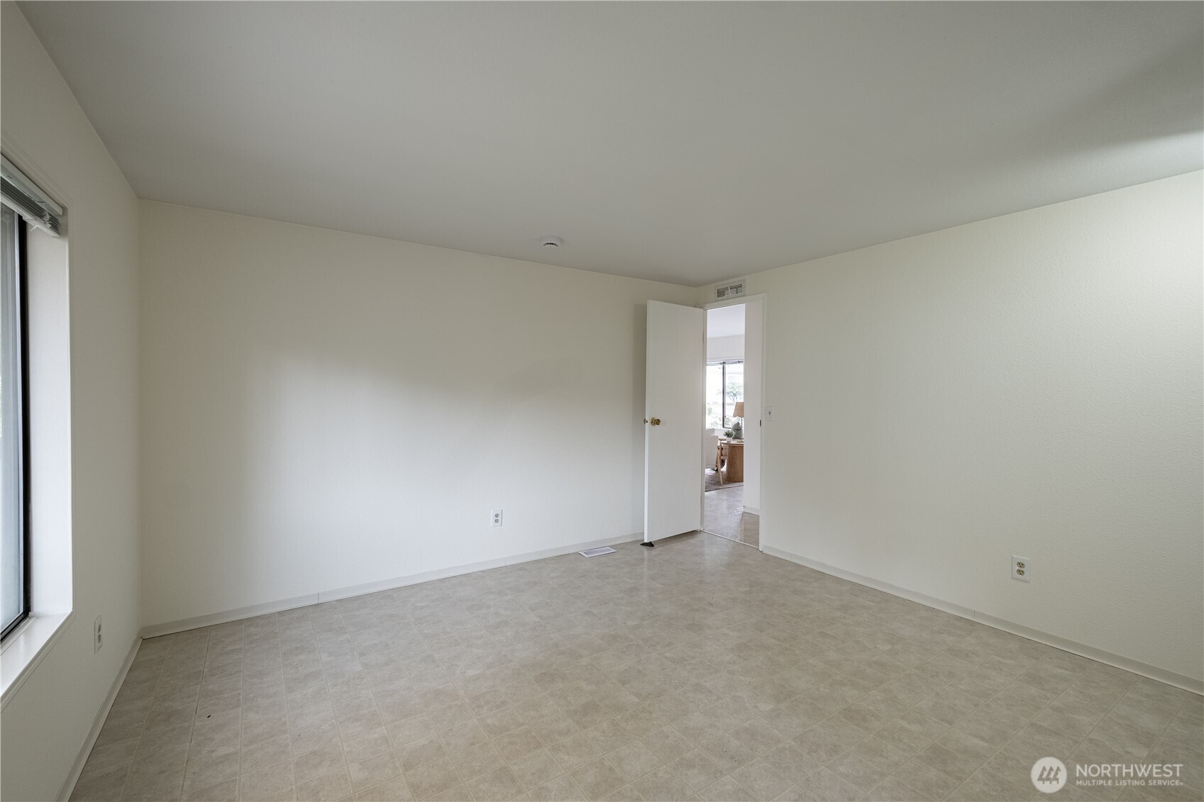 4958 Wheel Drive , Langley, WA 98260