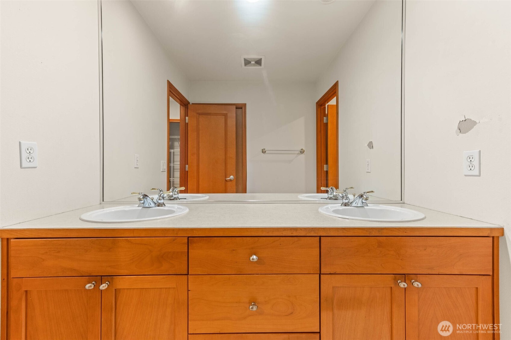 25022 235th Court SE, Maple Valley, WA 98038