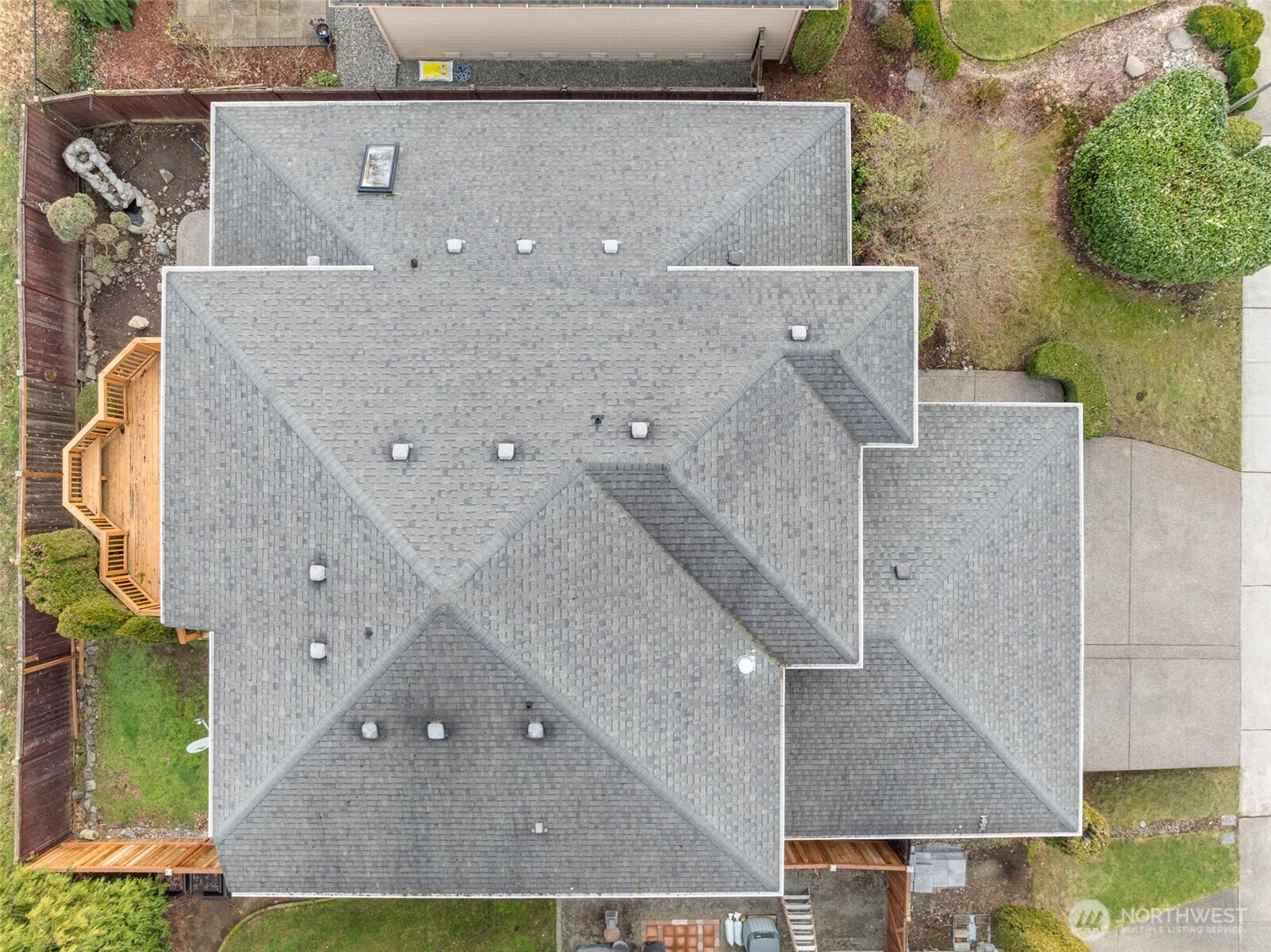 25022 235th Court SE, Maple Valley, WA 98038