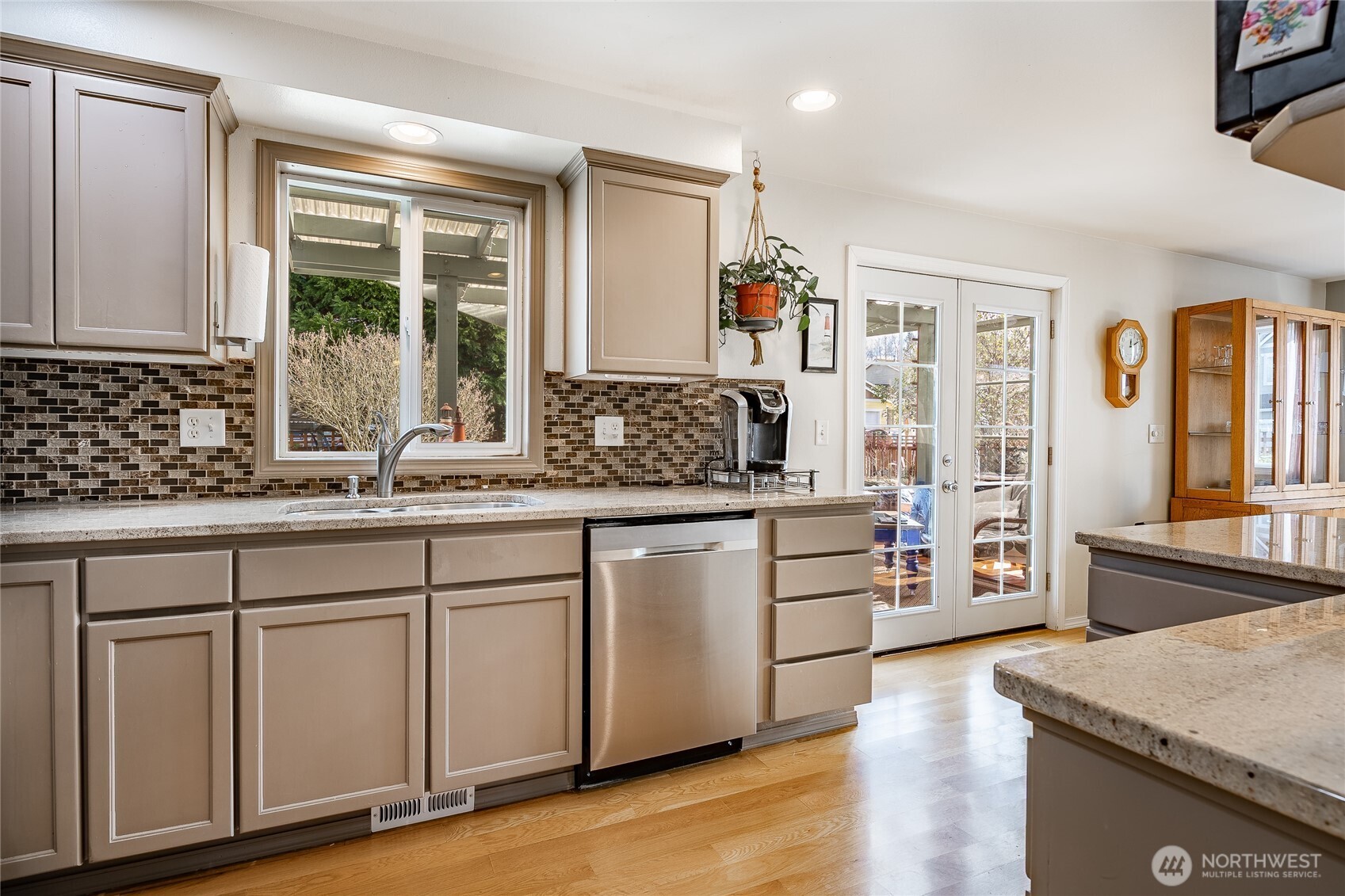 7454 Sole Drive , Blaine, WA 98230