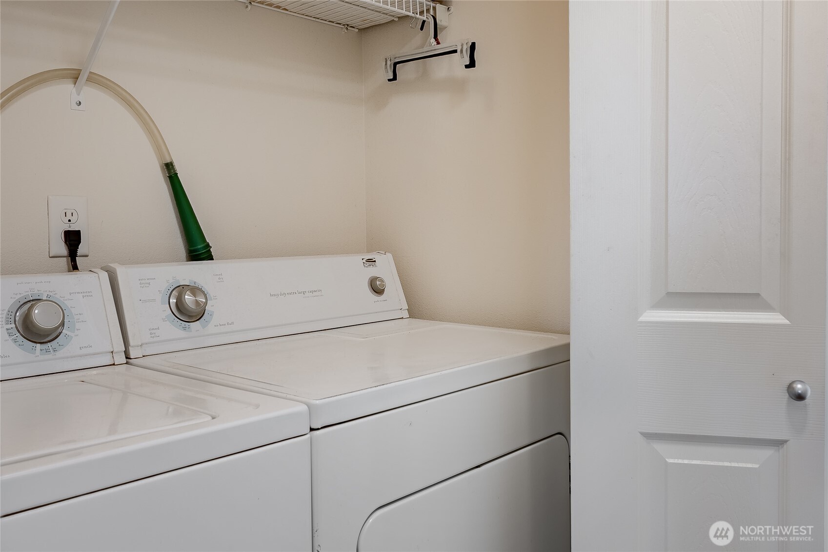 7454 Sole Drive , Blaine, WA 98230