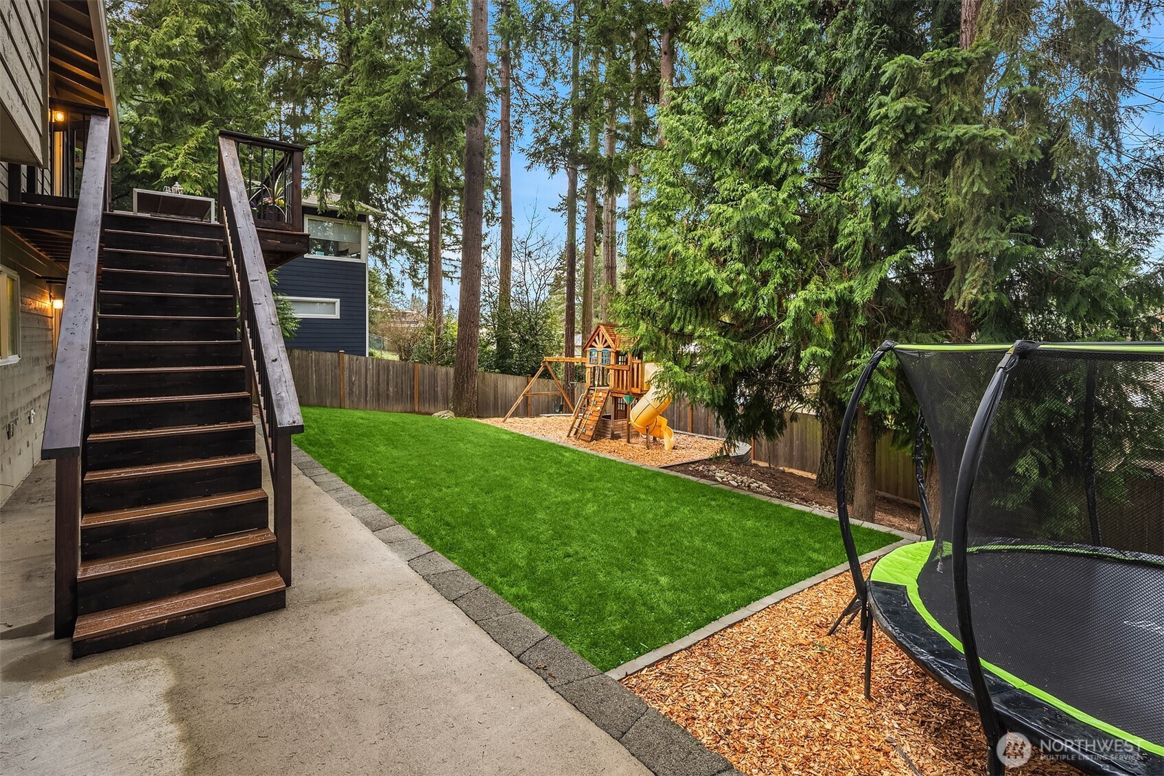 14812 107th Avenue NE, Bothell, WA 98011