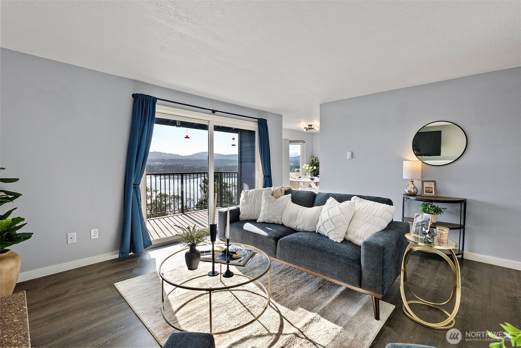 3330 Narrows View Lane NE #201, Bremerton, WA 98310