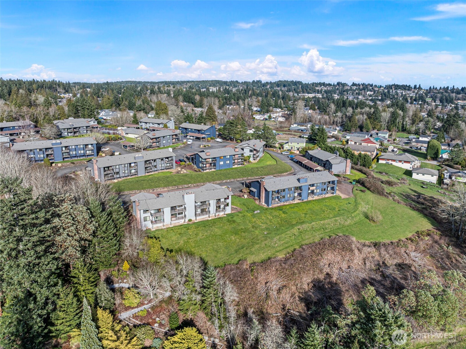 3330 Narrows View Lane NE #201, Bremerton, WA 98310