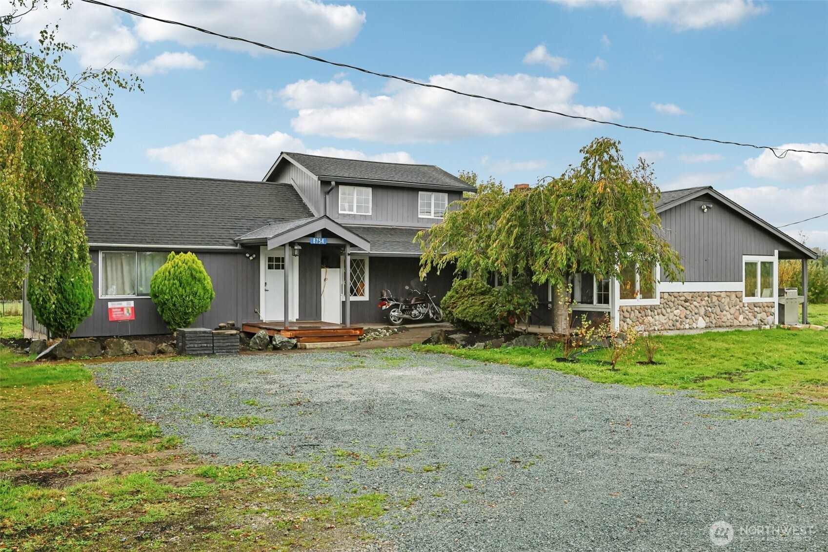 8754 Peavey Road , Sedro Woolley, WA 98284