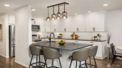 555 Kirkland Way #205, Kirkland, WA 98033 - Photo 3