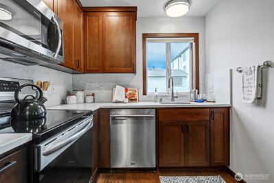 2422 NW 58th Street #202, Seattle, WA 98107 - Photo 13