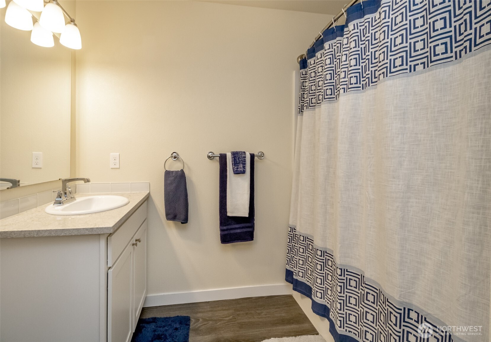 361 10th Avenue N, Algona, WA 98001