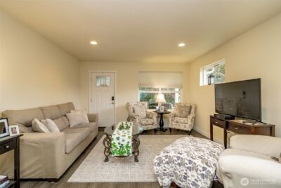 361 10th Avenue N, Algona, WA 98001 - Photo 3