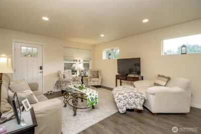 361 10th Avenue N, Algona, WA 98001 - Photo 4