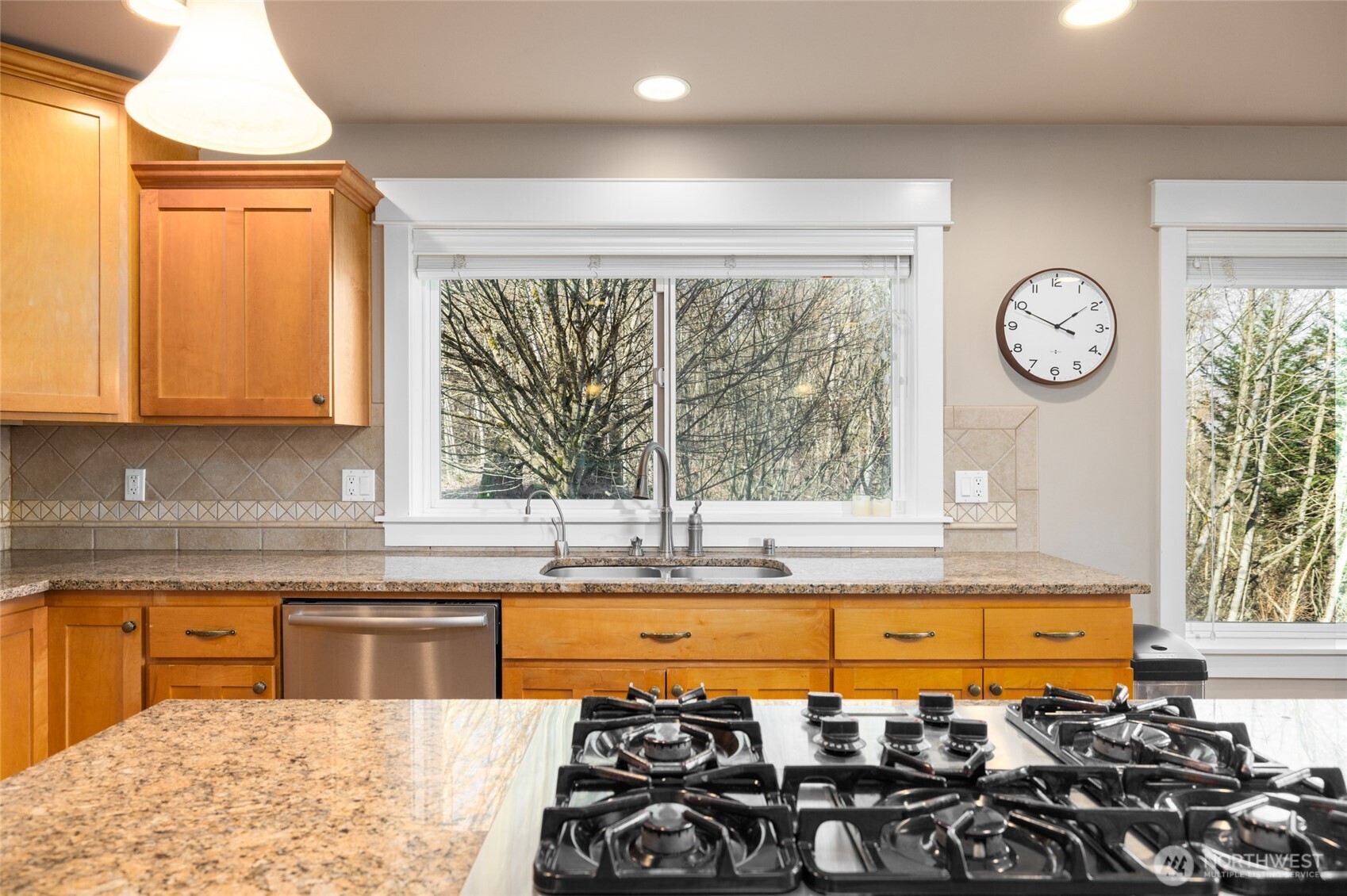 12625 6th Avenue NE, Tulalip, WA 98271