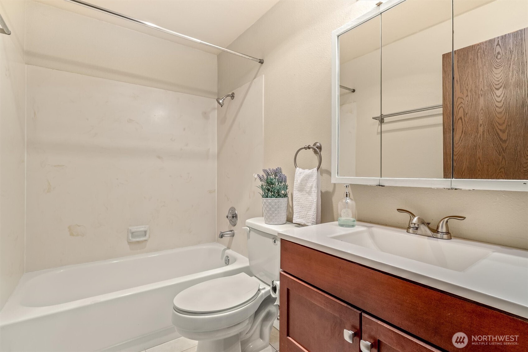 2611 NE 23rd Place , Renton, WA 98056