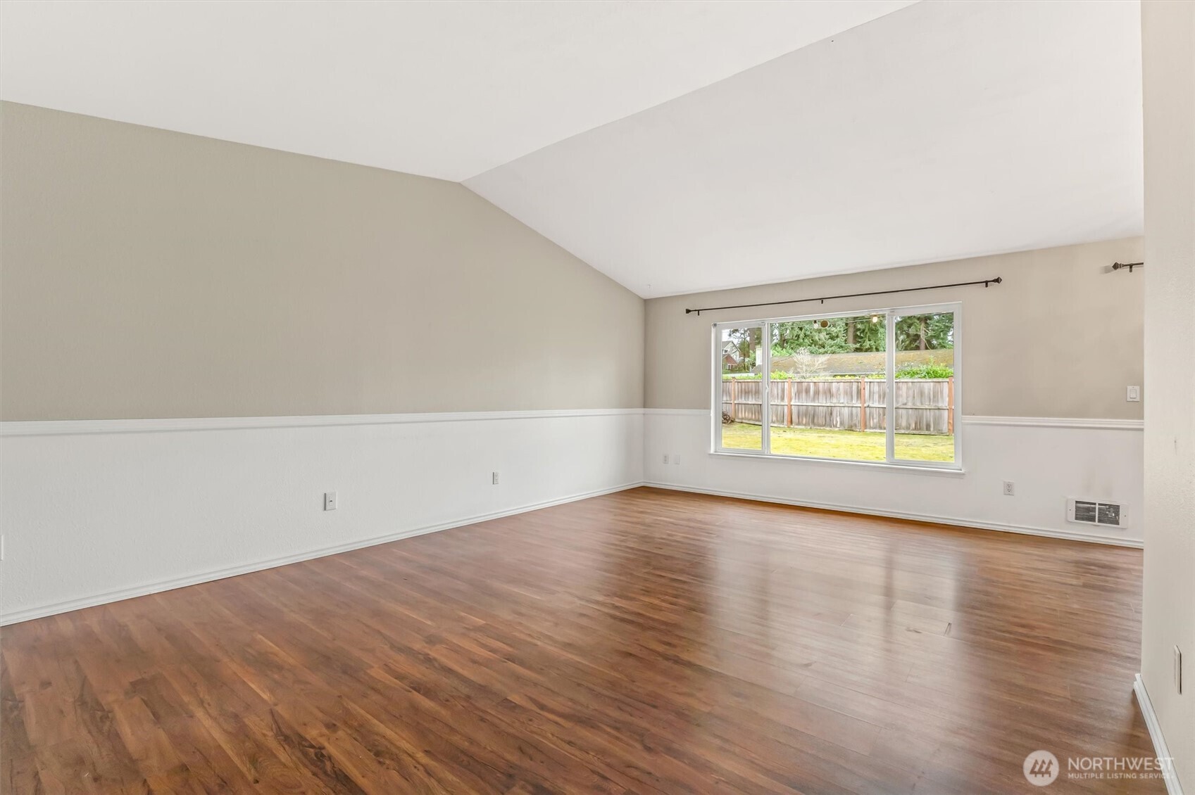 2611 NE 23rd Place , Renton, WA 98056