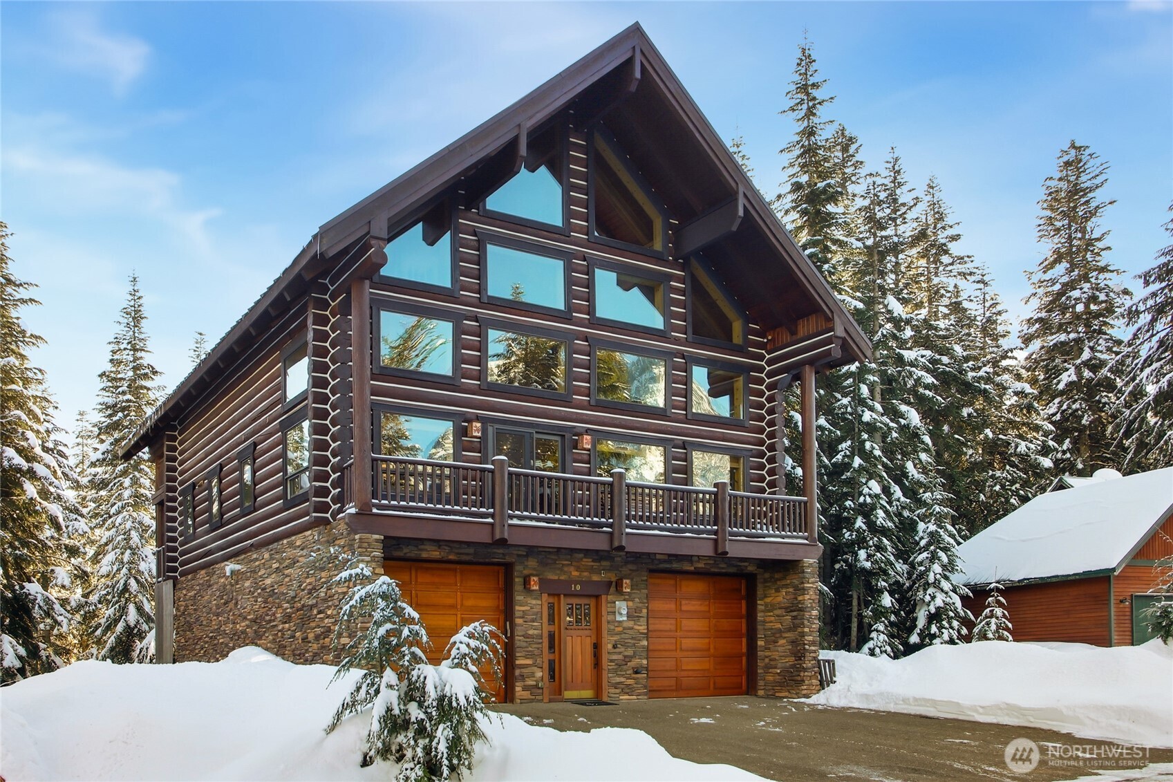 10 Summit Way , Snoqualmie Pass, WA 98068