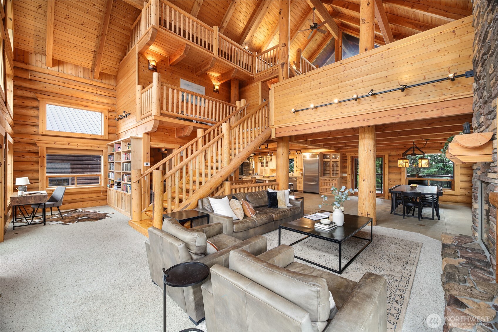 10 Summit Way , Snoqualmie Pass, WA 98068