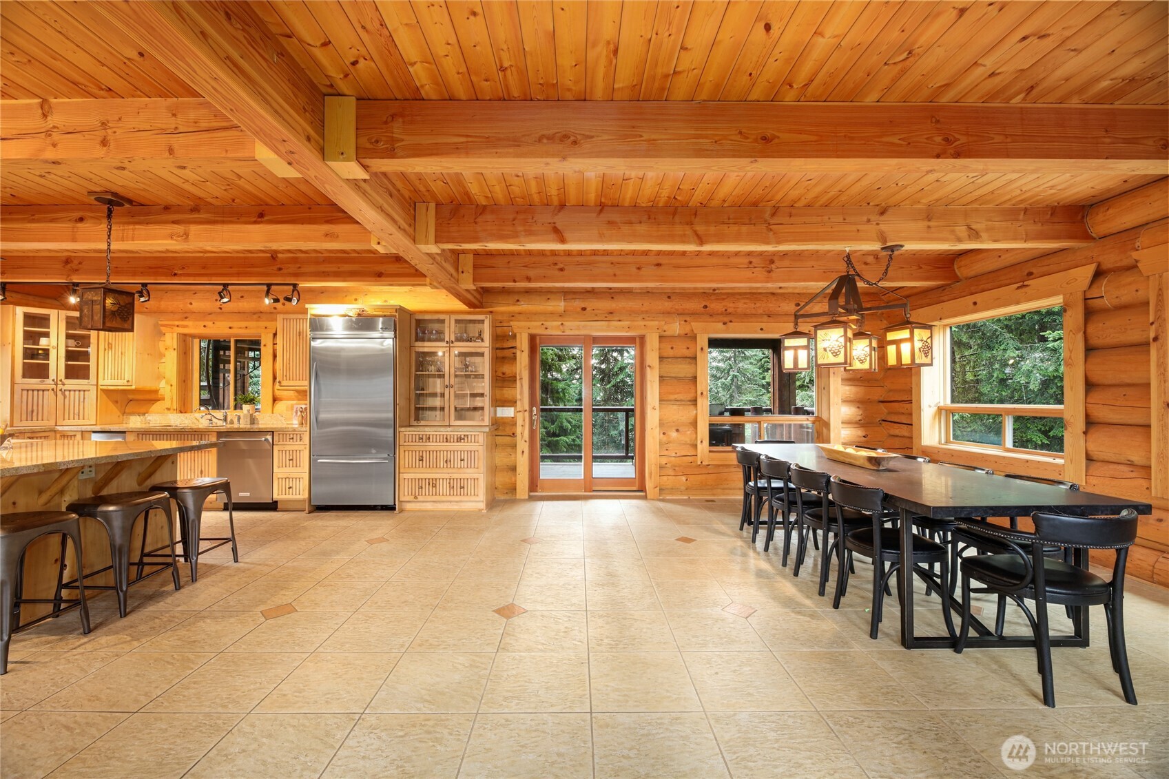 10 Summit Way , Snoqualmie Pass, WA 98068