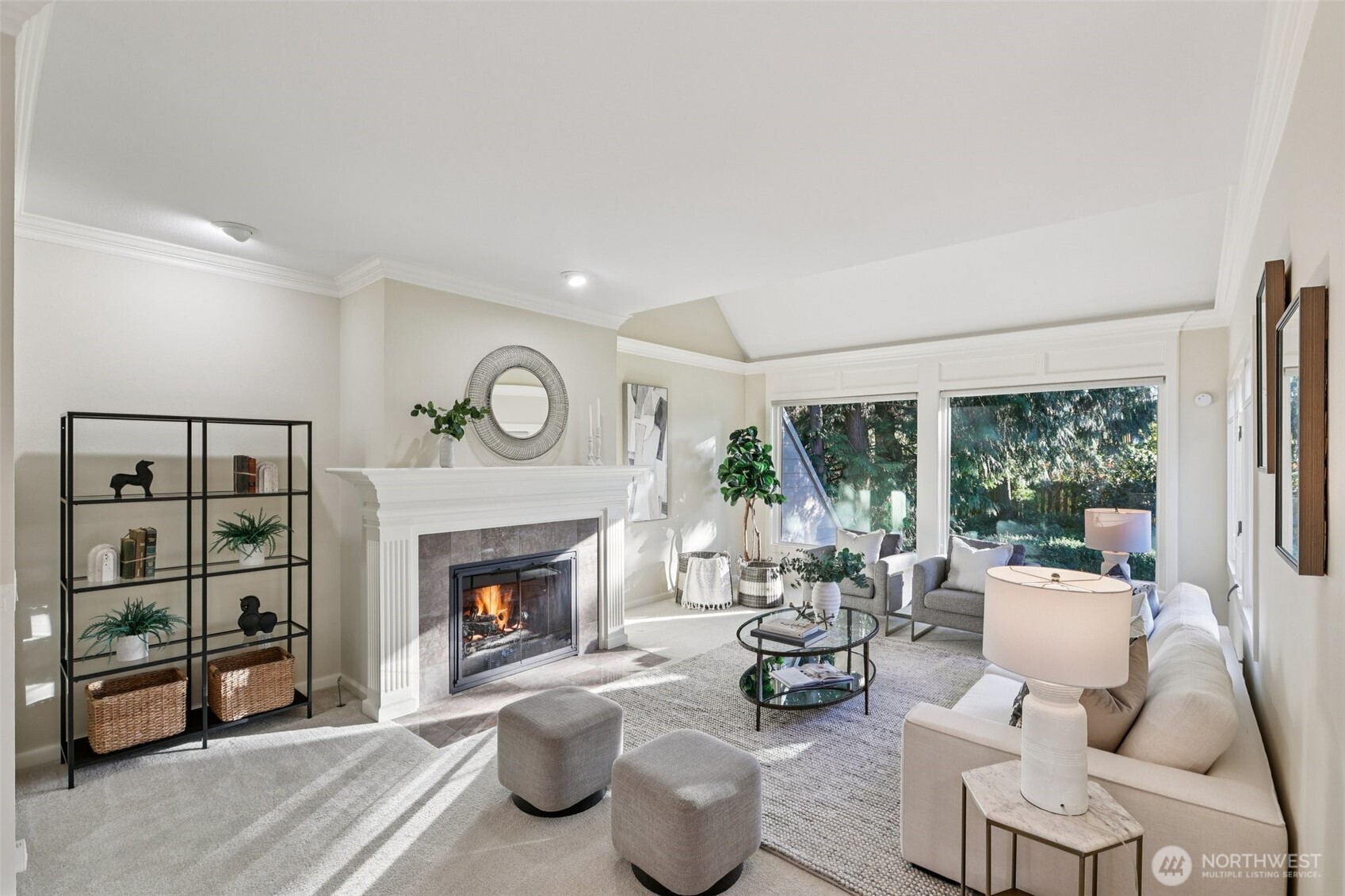 10331 NE 19th Place , Bellevue, WA 98004