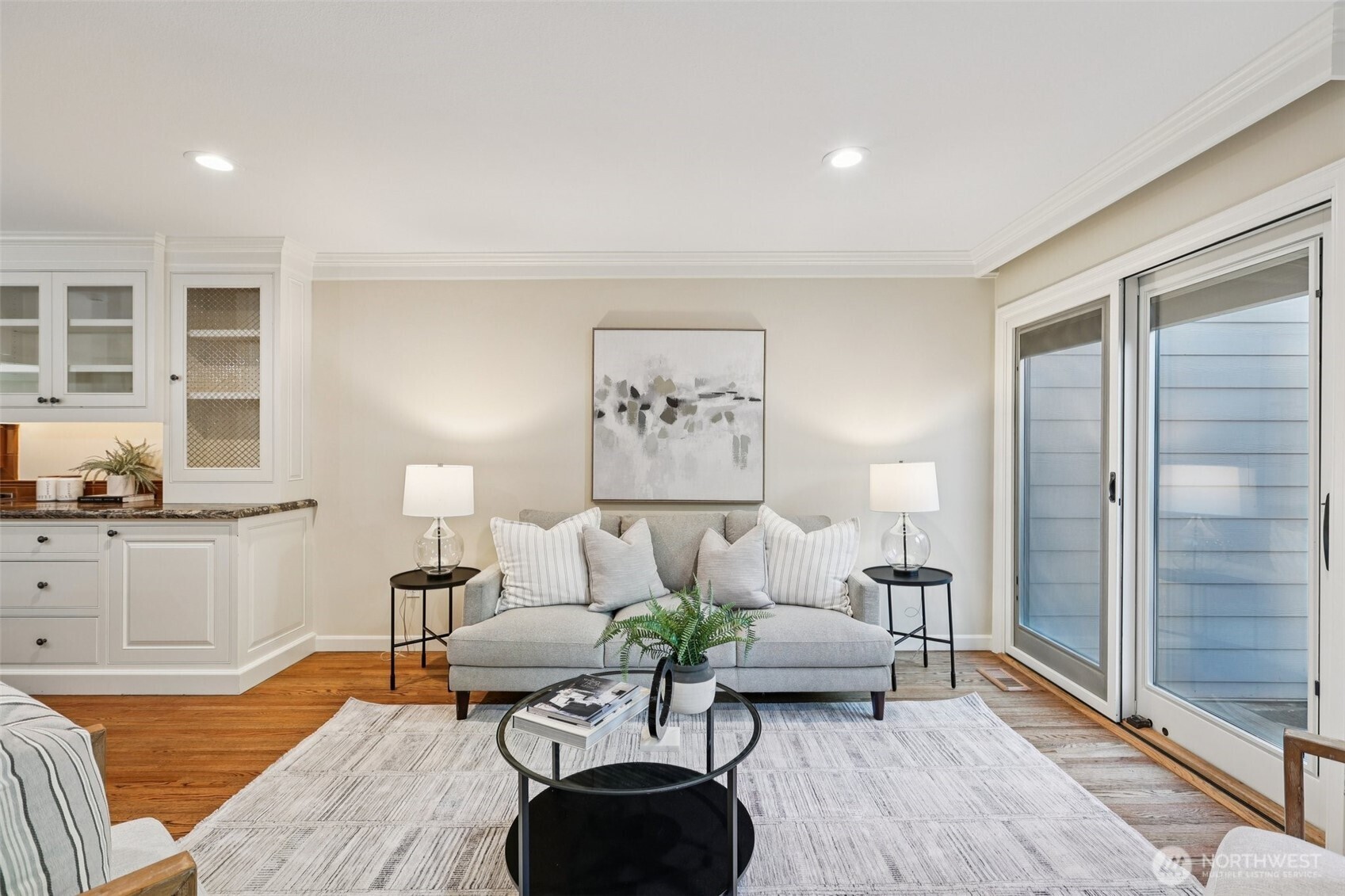 10331 NE 19th Place , Bellevue, WA 98004