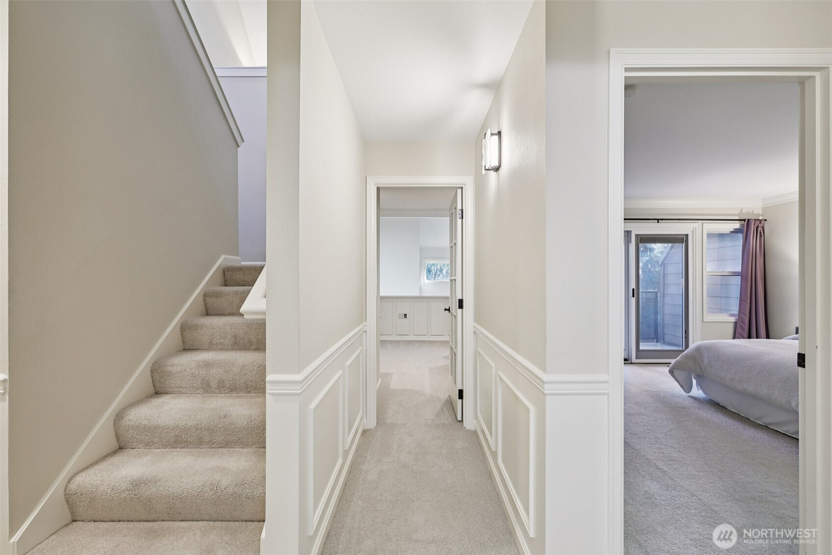 10331 NE 19th Place , Bellevue, WA 98004