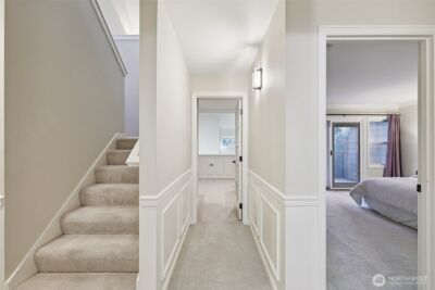 10331 NE 19th Place , Bellevue, WA 98004 - Photo 21