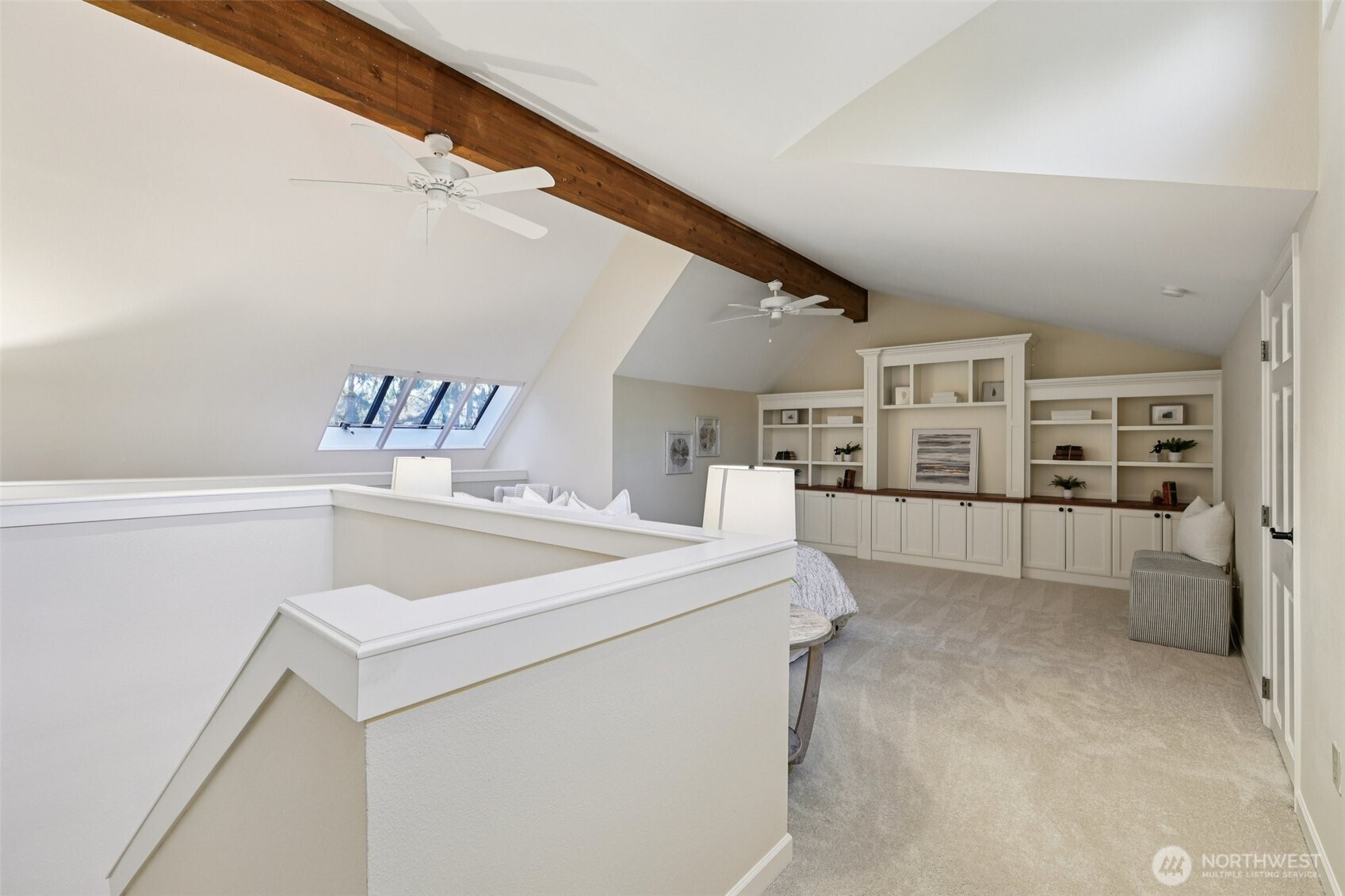 10331 NE 19th Place , Bellevue, WA 98004