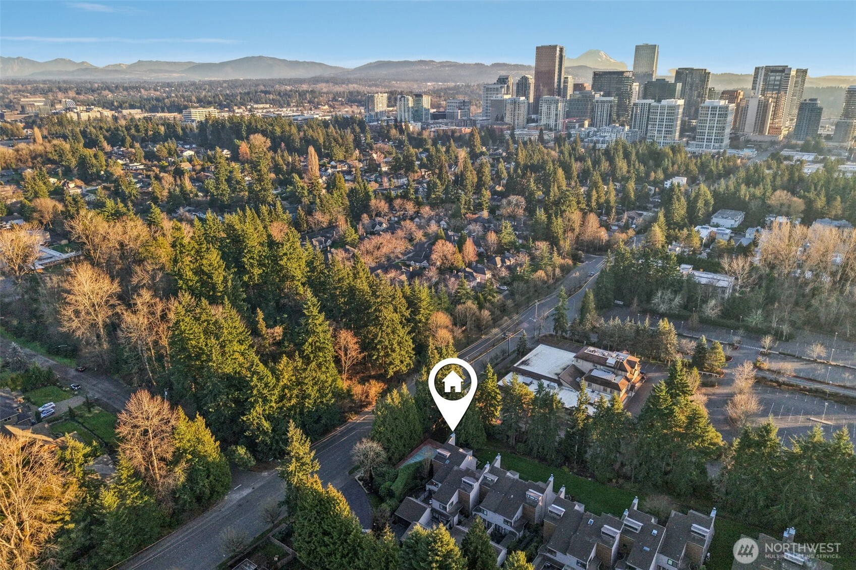 10331 NE 19th Place , Bellevue, WA 98004