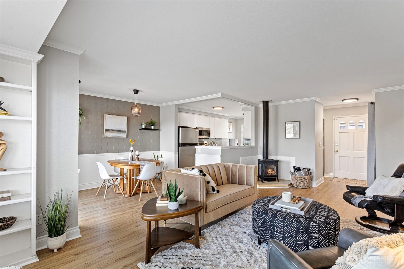 10643 Glen Acres Drive S #10643, Seattle, WA 98168