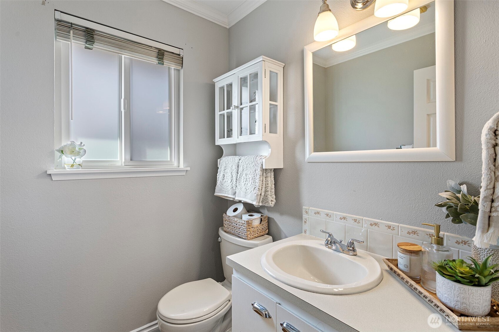 10643 Glen Acres Drive S #10643, Seattle, WA 98168