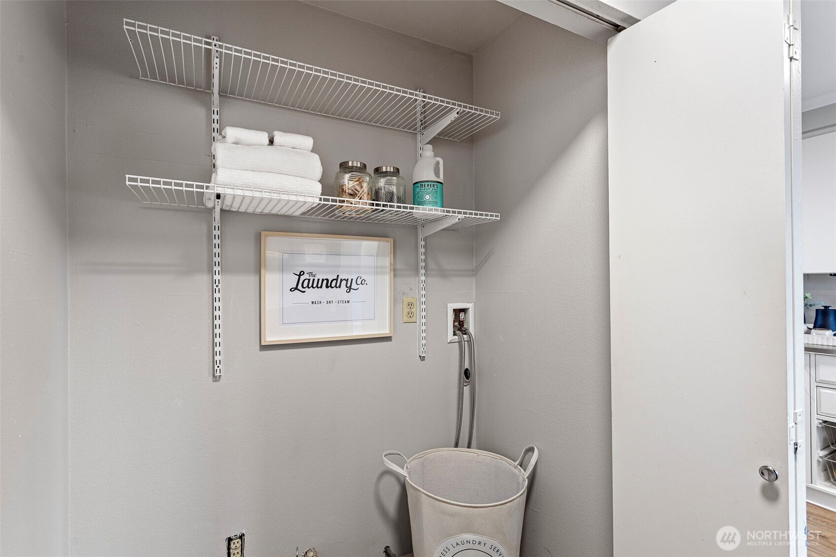 10643 Glen Acres Drive S #10643, Seattle, WA 98168