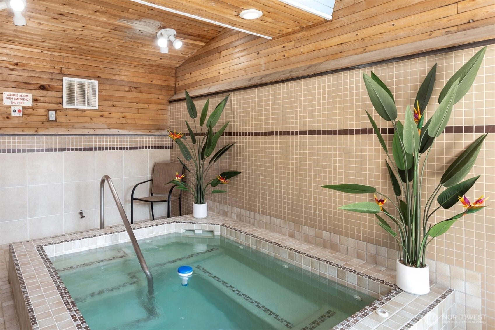 10643 Glen Acres Drive S #10643, Seattle, WA 98168