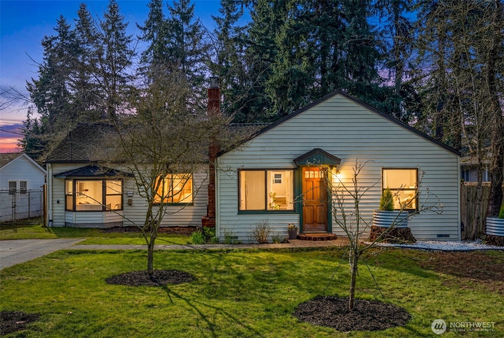 1815 N 137th Street , Seattle, WA 98133