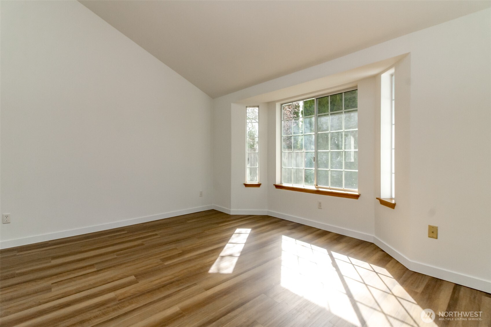 26334 127th Avenue SE, Kent, WA 98030