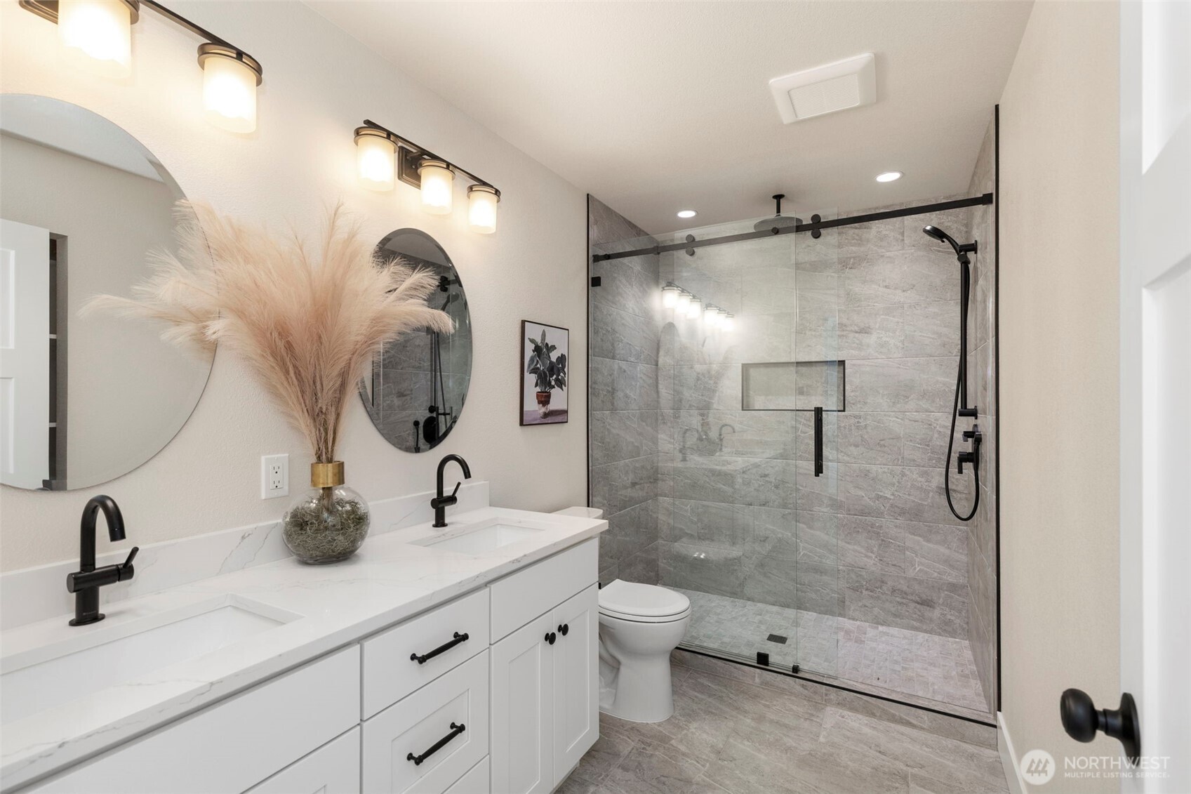 36671 Tamarack Drive NE, Hansville, WA 98340