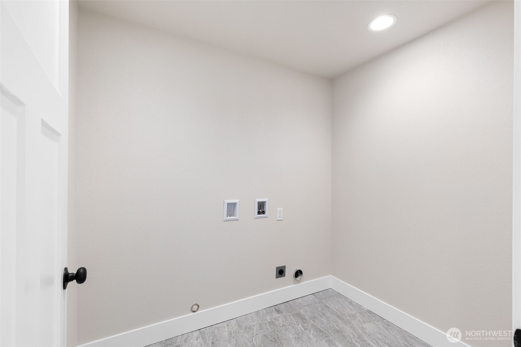 36671 Tamarack Drive NE, Hansville, WA 98340