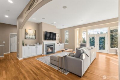 25913 SE 159 Street , Issaquah, WA 98027-8250 - Photo 17