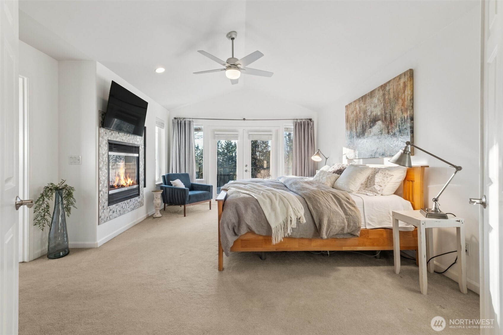 25913 SE 159 Street , Issaquah, WA 98027-8250