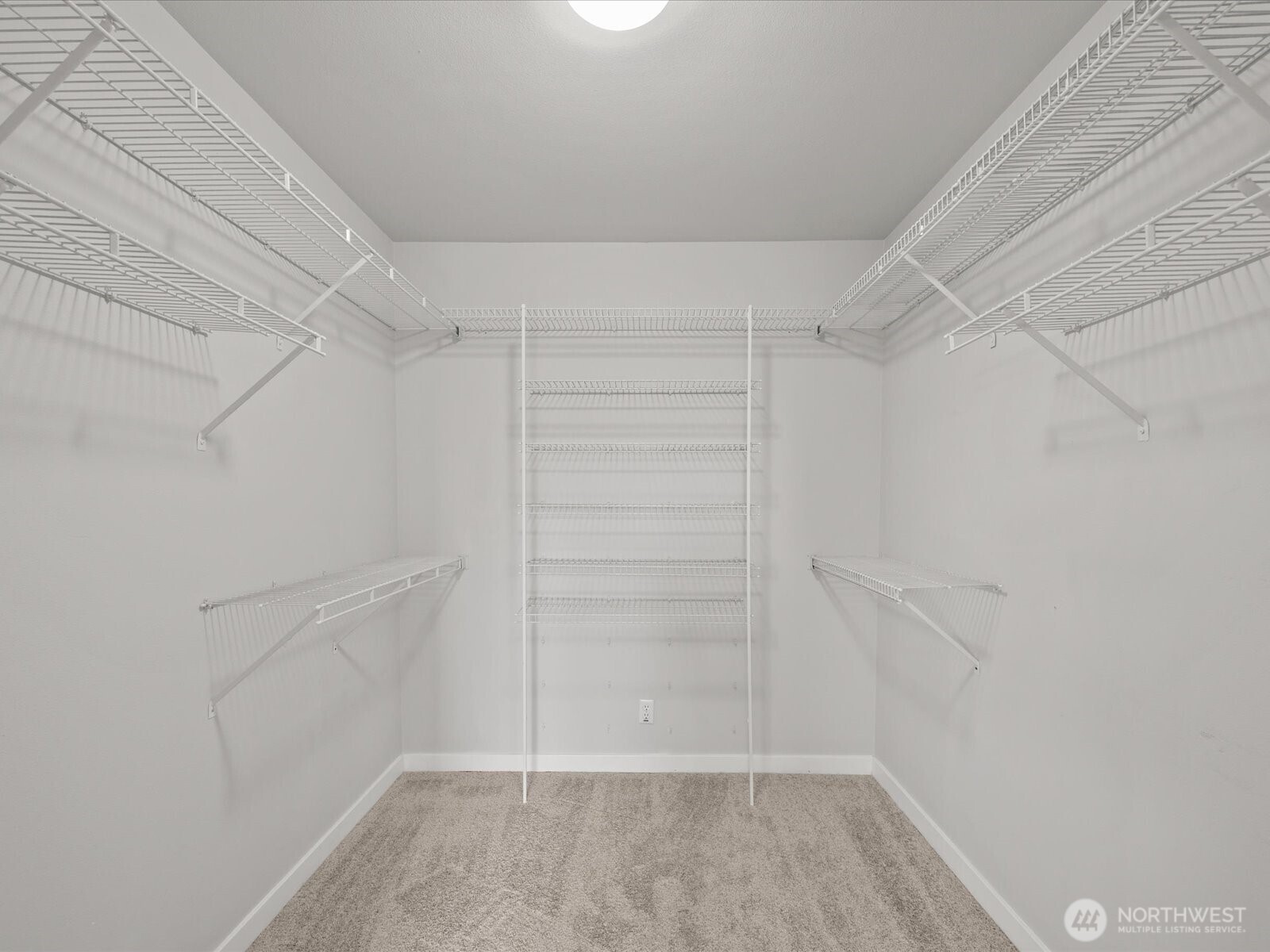 7532 9th Avenue NE, Seattle, WA 98115