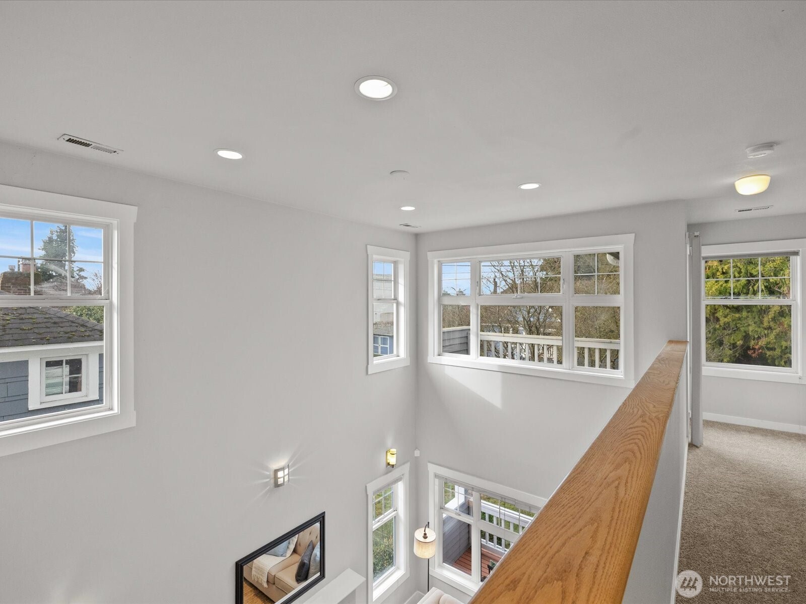 7532 9th Avenue NE, Seattle, WA 98115