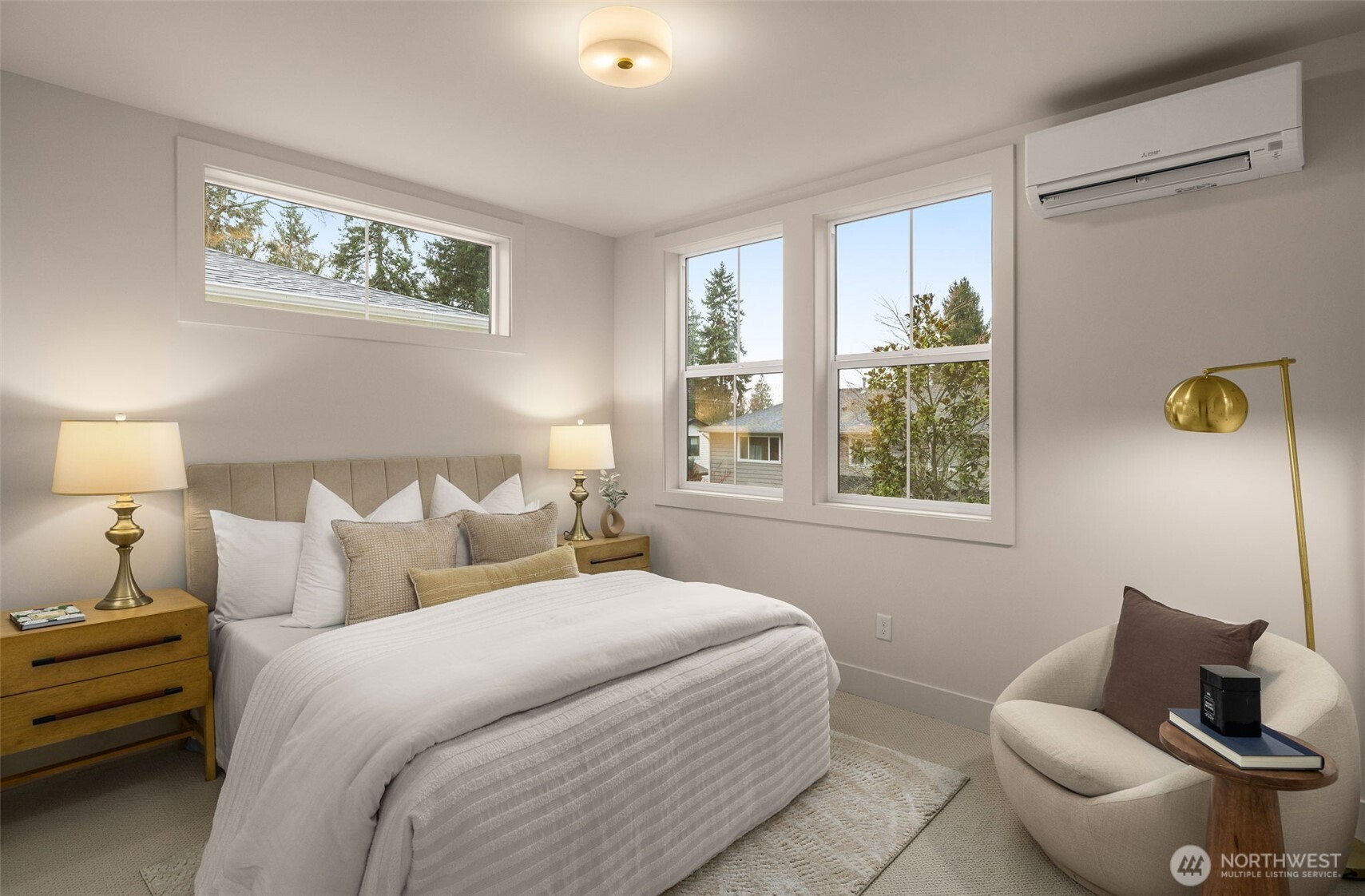 10618 NE 54th Lane , Kirkland, WA 98033