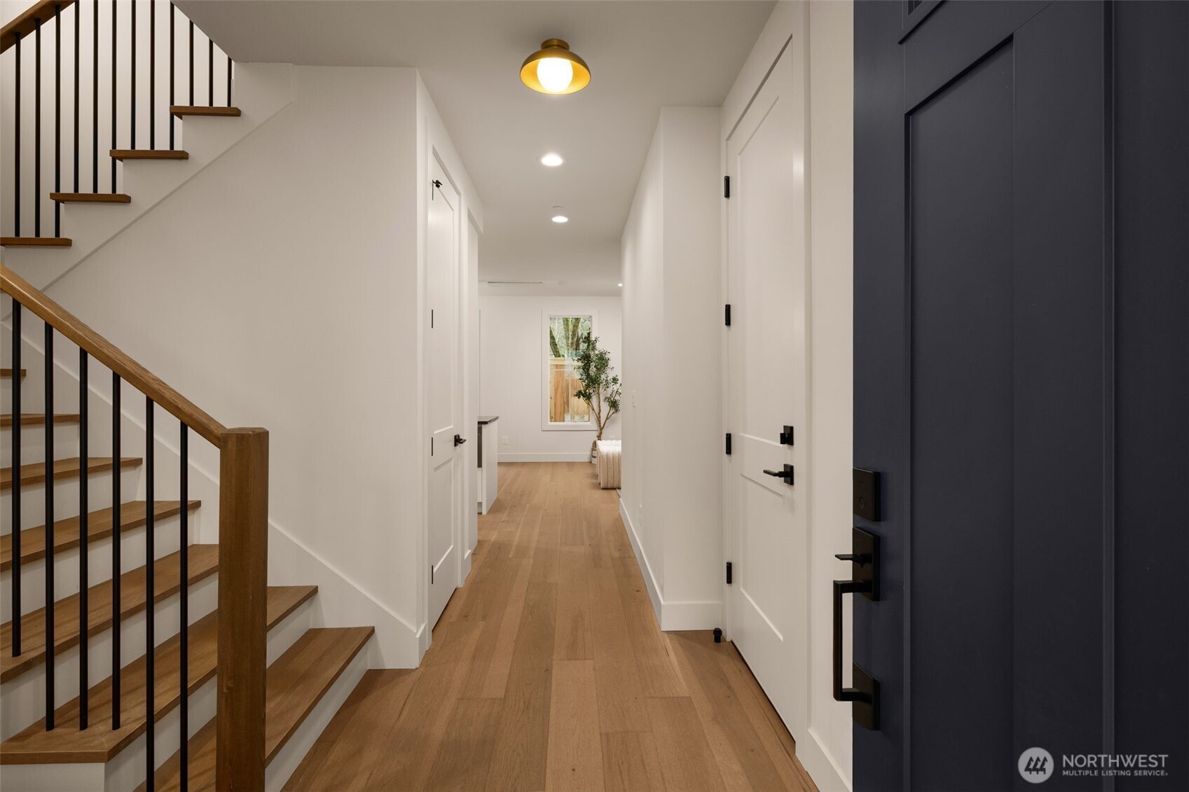 10618 NE 54th Lane , Kirkland, WA 98033