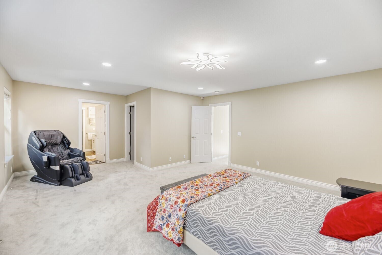 11404 51st Ave SE , Everett, WA 98208