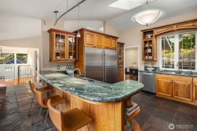 8413 SE 53rd Place , Mercer Island, WA 98040 - Photo 13