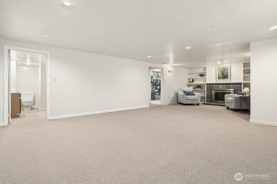 5720 59th Avenue NE, Seattle, WA 98105-2028 - Photo 24