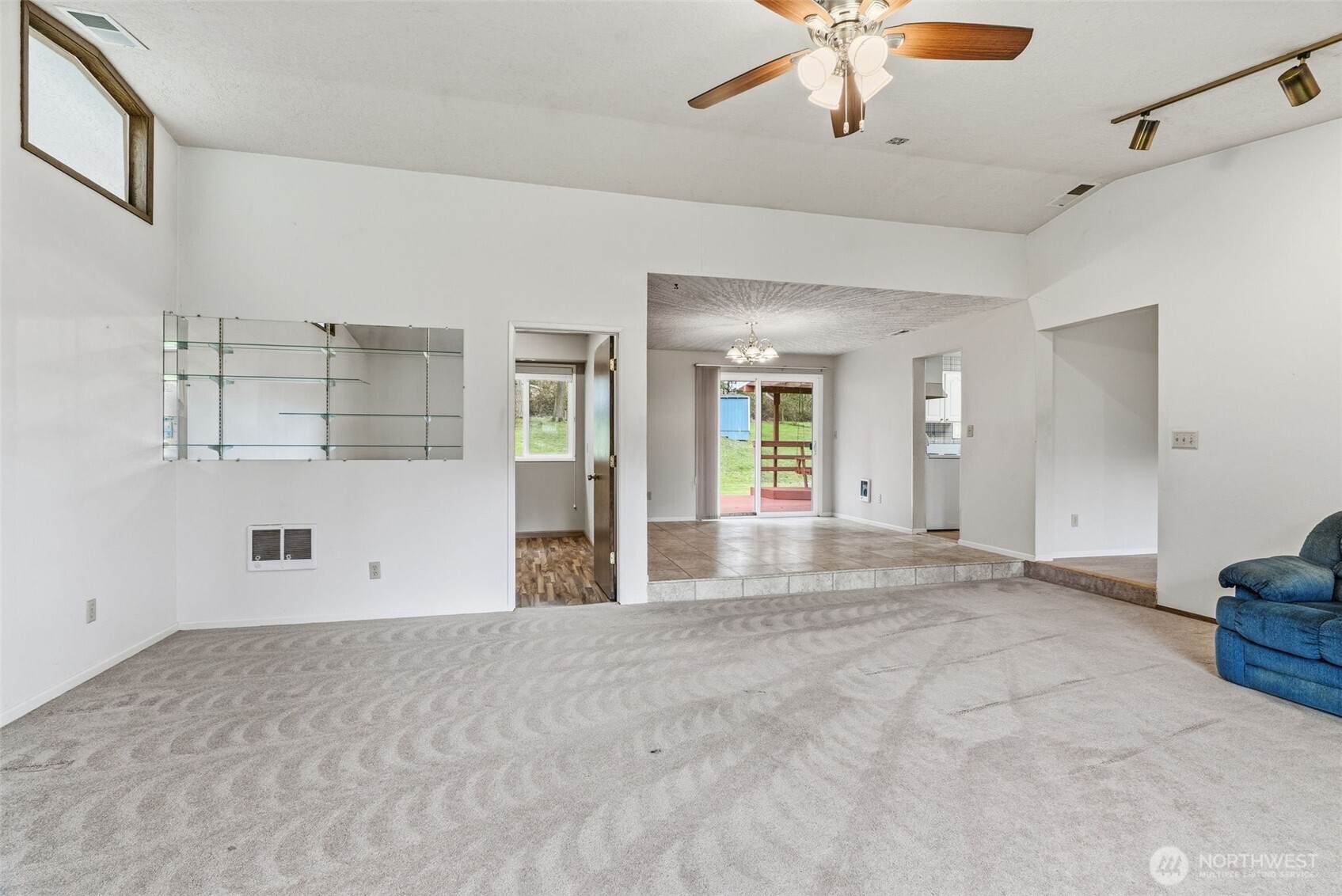 210 Beacon Hill Drive , Longview, WA 98632