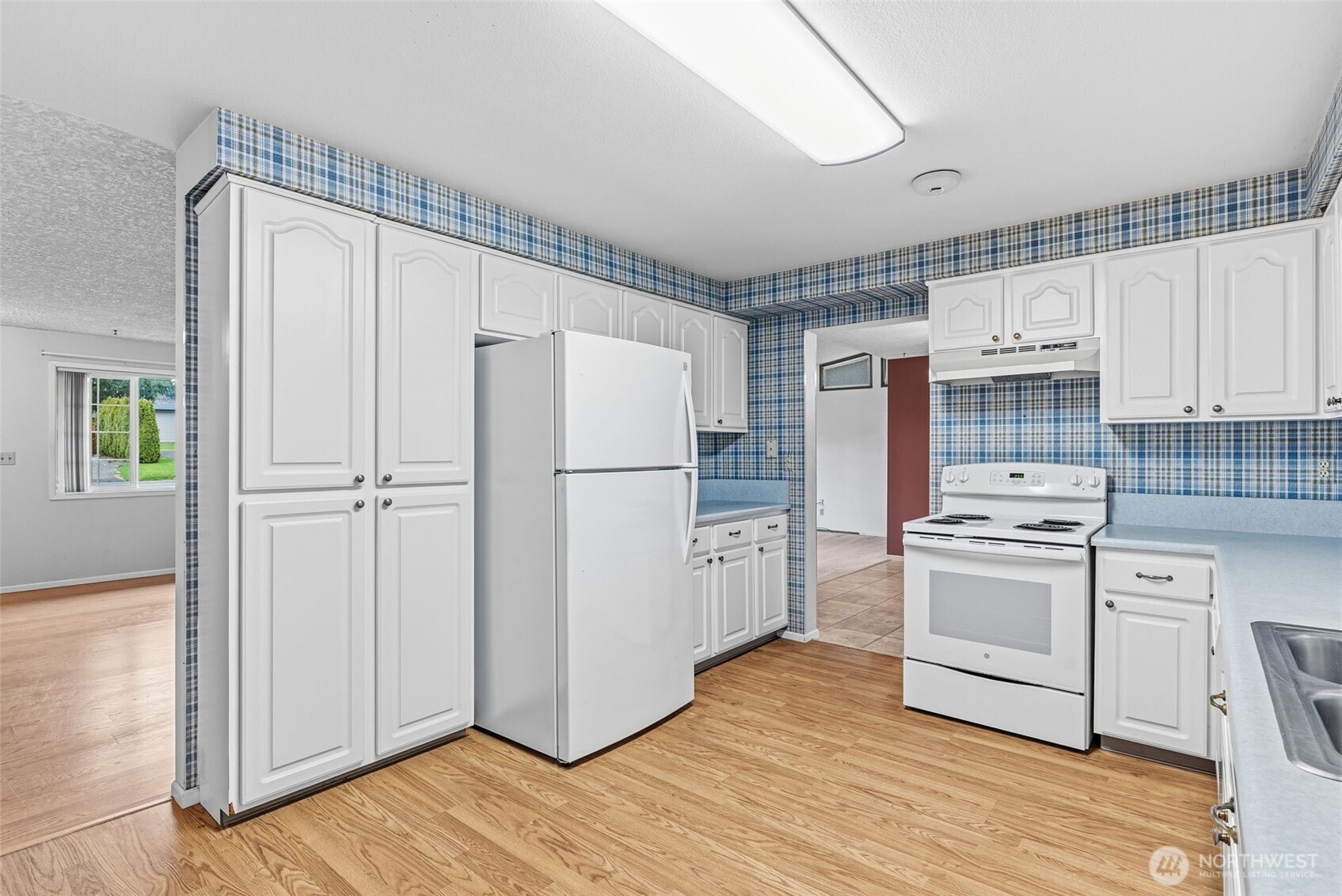 210 Beacon Hill Drive , Longview, WA 98632