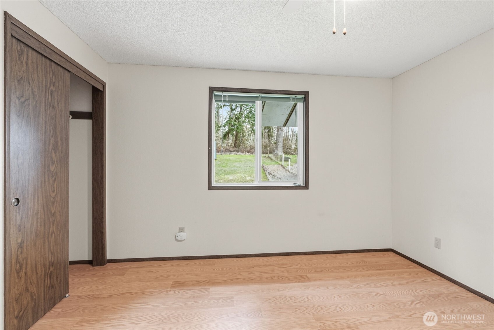 210 Beacon Hill Drive , Longview, WA 98632